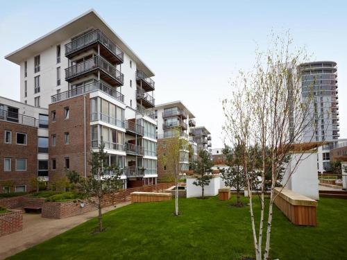 Stunning Former Showhome Apartment - Sleeps Up To 4