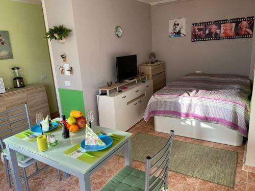 Sunset Apartment