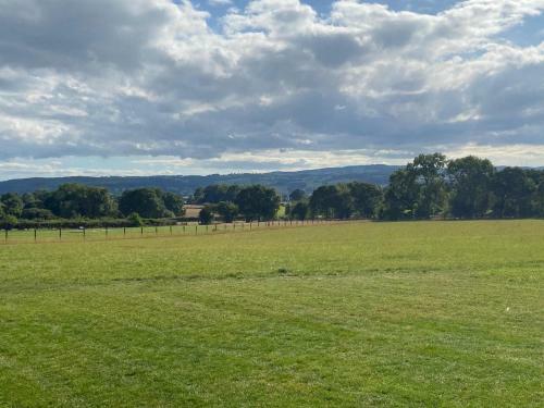 Vale View Glamping