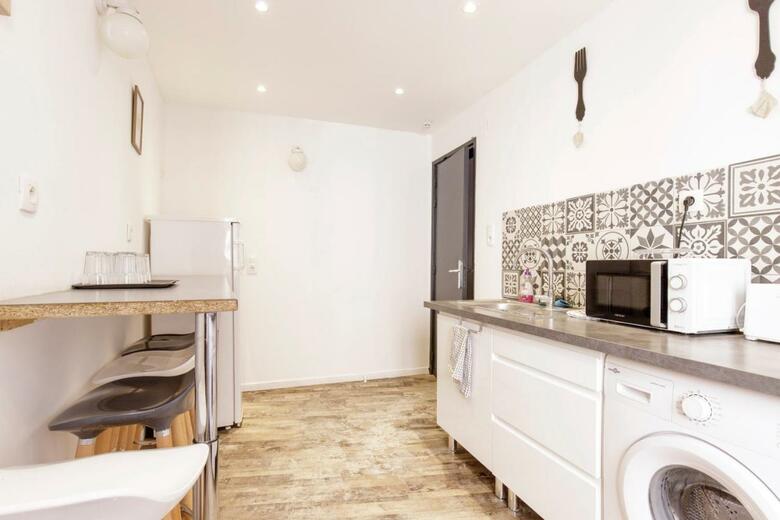 Hostal M Suites - Gaillac Centre