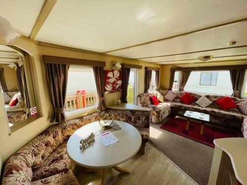 Beautiful 2-bed Caravan In Ingoldmells