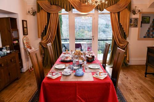 Bed & Breakfast Luxury Suite In Dog-friendly Countryside Location