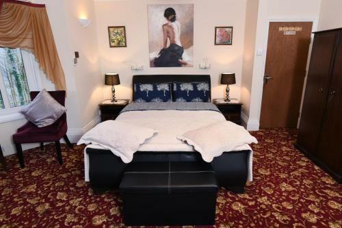 Bed & Breakfast Luxury Suite In Dog-friendly Countryside Location