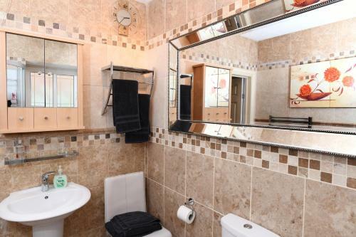 Bed & Breakfast Luxury Suite In Dog-friendly Countryside Location