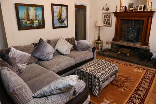 Bed & Breakfast Luxury Suite In Dog-friendly Countryside Location