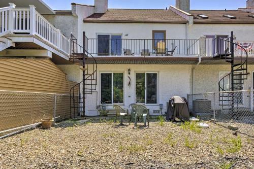 Brigantine Retreat With Balconies - Walk To Beach!