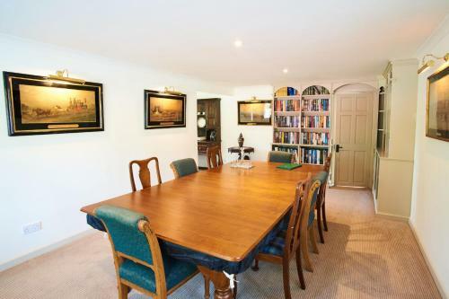 Bramble Manor - East Wing