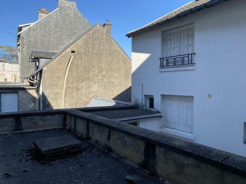 Maison La Bourboule, 2 Pi�ces, 4 Personnes - Fr-1-667-35