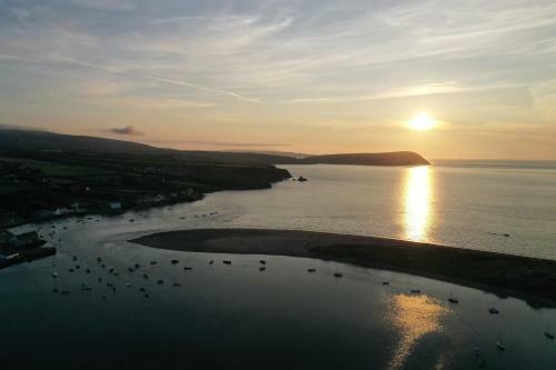 Major House- Luxury Pembrokeshire Coastal Getaway