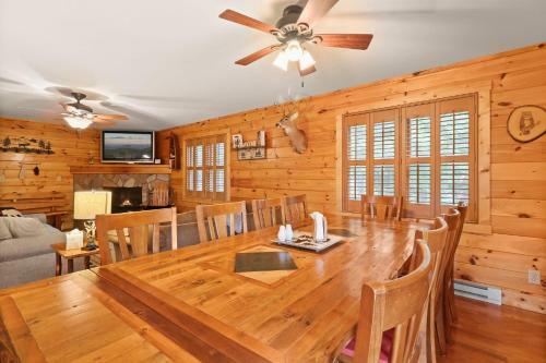 Buckeye Chuck Rustic & Cozy Family Mtn Home