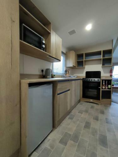 3 Bedroom Luxury Caravan