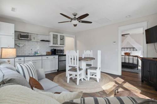 Lakeview Oasis- Pet Friendly W/ Hot Tub & Beach!