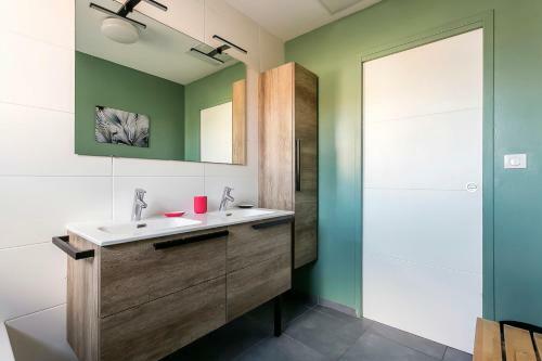 Hamac Suites / La Fid�sienne / Luxe / Pool / Clim