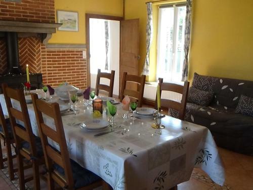 G�te Leval, 5 Pi�ces, 6 Personnes - Fr-1-510-175