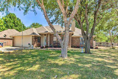 Charming And Quiet Denton Home, Near Unt And Twc!