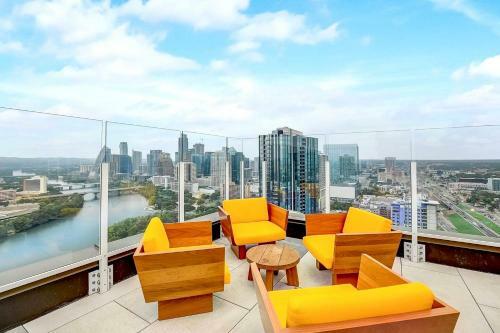 Apartamento New! Luxury Downtown Austin Rainey St. Lake View!