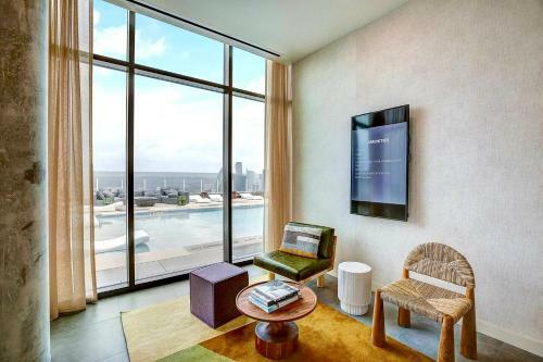 Apartamento New! Luxury Downtown Austin Rainey St. Lake View!