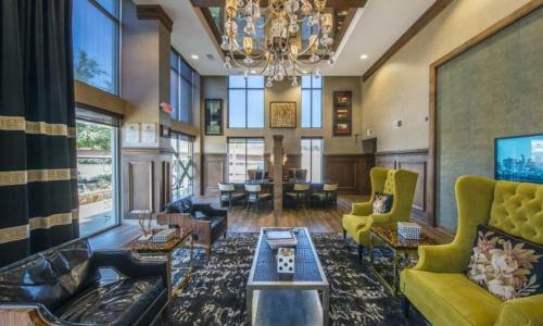Bright Chic 2 Bedroom Apartment By Stay Gia