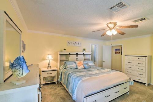 Lakefront Livingston Retreat With Fire Pits!