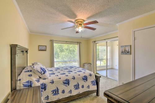 Lakefront Livingston Retreat With Fire Pits!