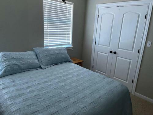 Lake House Luxury Next To New Braunfels!
