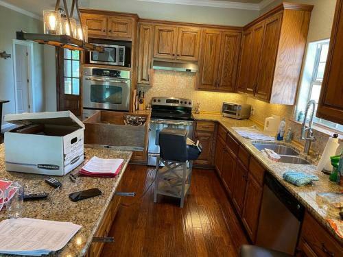 Lake House Luxury Next To New Braunfels!