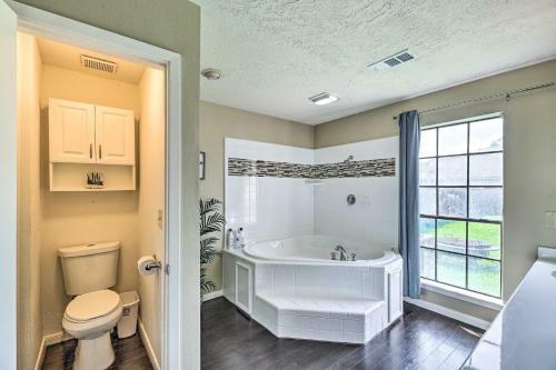 Pet-friendly Seabrook Home With Spacious Yard!