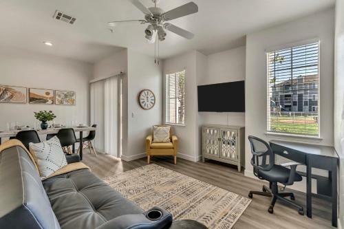 Apartamento Gorgeous Ground Floor Unit W Attached Garage