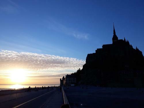 Mell� G�te � La Campagne Proche Du Mont Saint Michel