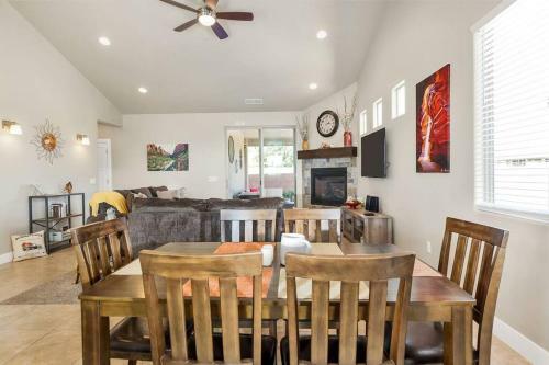 Park View Place At Ladera Resort- Private Home! Rv Parking!