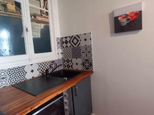 Apartamento Superbe T2 Id�alement Situ� Avec Chemin�e Et Tomettes!
