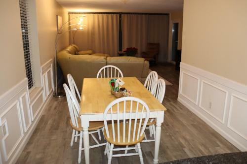 Apartamento Oceanfront Best Beach, Boardwalk, Dolphins!