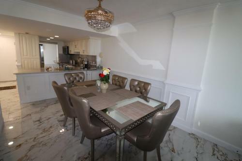 Apartamento Oceanfront Beach & Dolphins