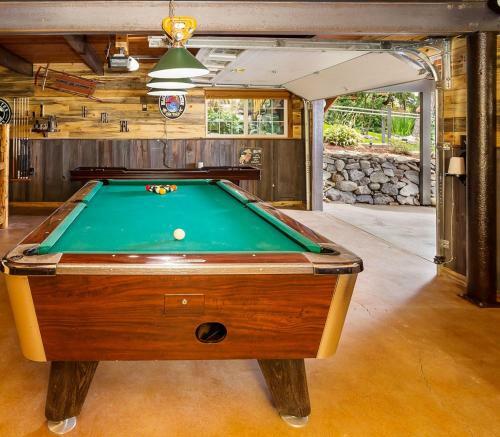 Icicle Ridge Retreat