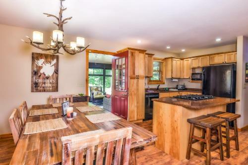 Bear Paw Hideaway