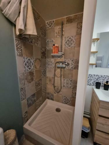 Apartamento Studio Centre de Noisy Le Grand- Paris Disney 15mn