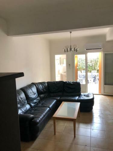 Grande Maison de Ville Avec Jardin T7 Perpignan