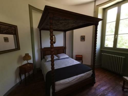 Hostal Ch�teau De Launay Guen