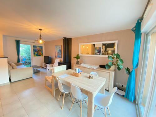 Villa Maison Dans Jolie Copropriet�