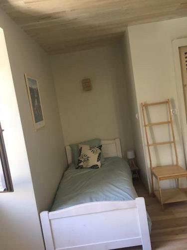 Maison De Caract�re Enti�rement R�nov�e(2022)