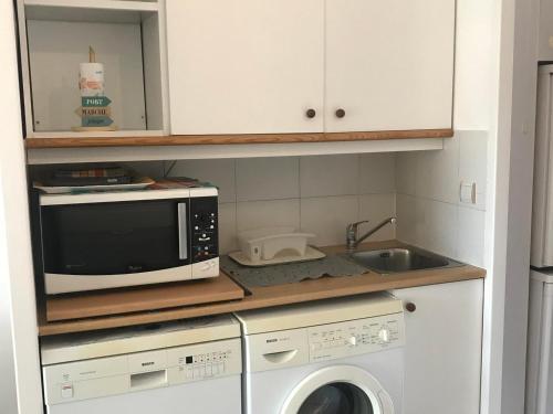 Apartamento Studio Saint-rapha�l, 1 Pi�ce, 4 Personnes - Fr-1-504-647