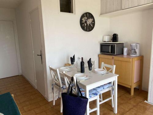 Apartamento Studio Saint-rapha�l, 2 Pi�ces, 4 Personnes - Fr-1-226a-132