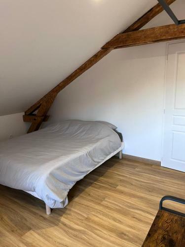 Apartamento Calme & Chaleureux Saint Yorre