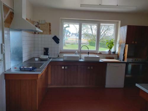 Grande Maison Parc �tang Animaux Ok Centre Village