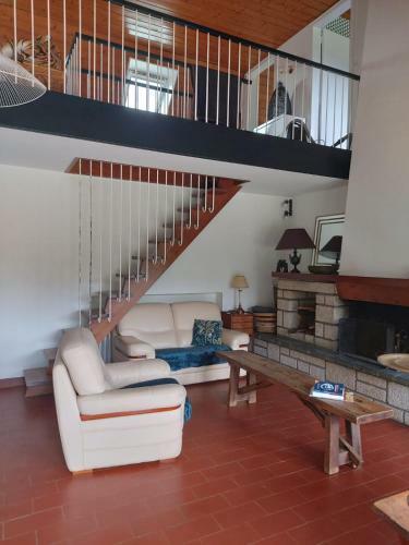 Grande Maison Parc �tang Animaux Ok Centre Village