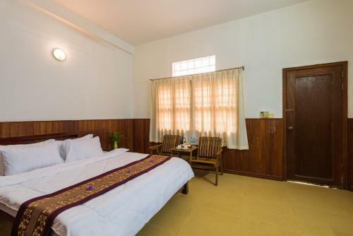 Bed & Breakfast Heng Long Villa