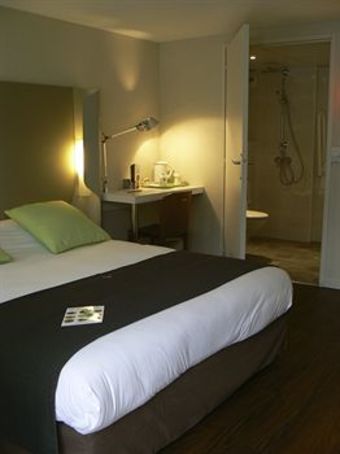 Hotel Campanile Voisins-le-bretonneux