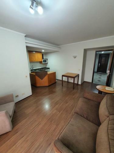 Apartamento Cond Ed Saint Michel