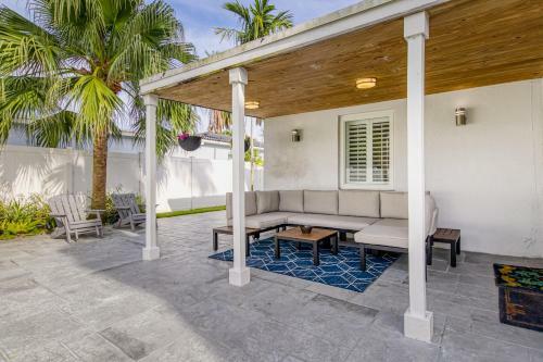 Sunny Palms