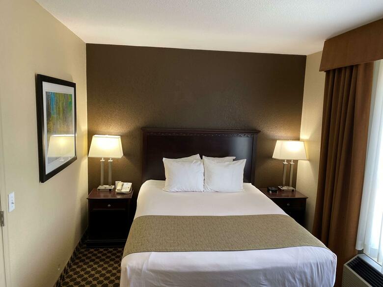 Hotel Best Western Strathmore Inn